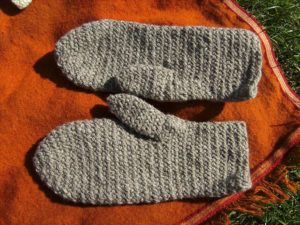 guantes de crin